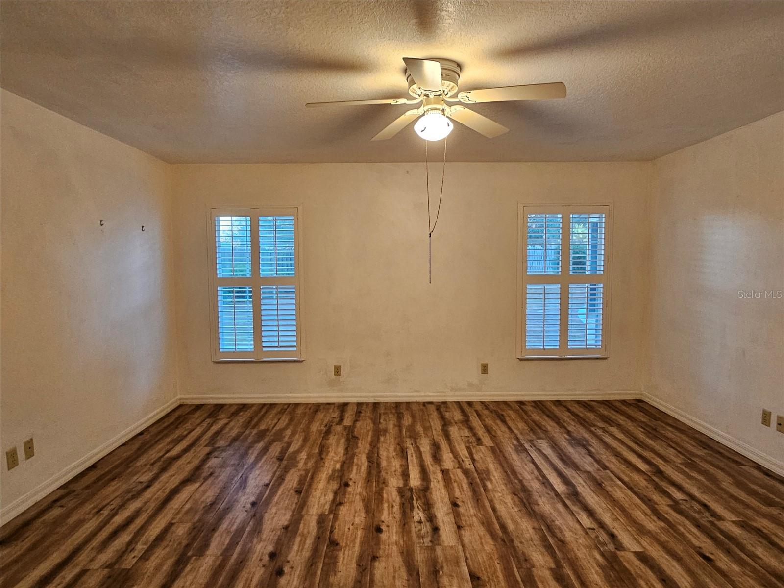 Image 11 of 28 For 5692 62nd Court Road