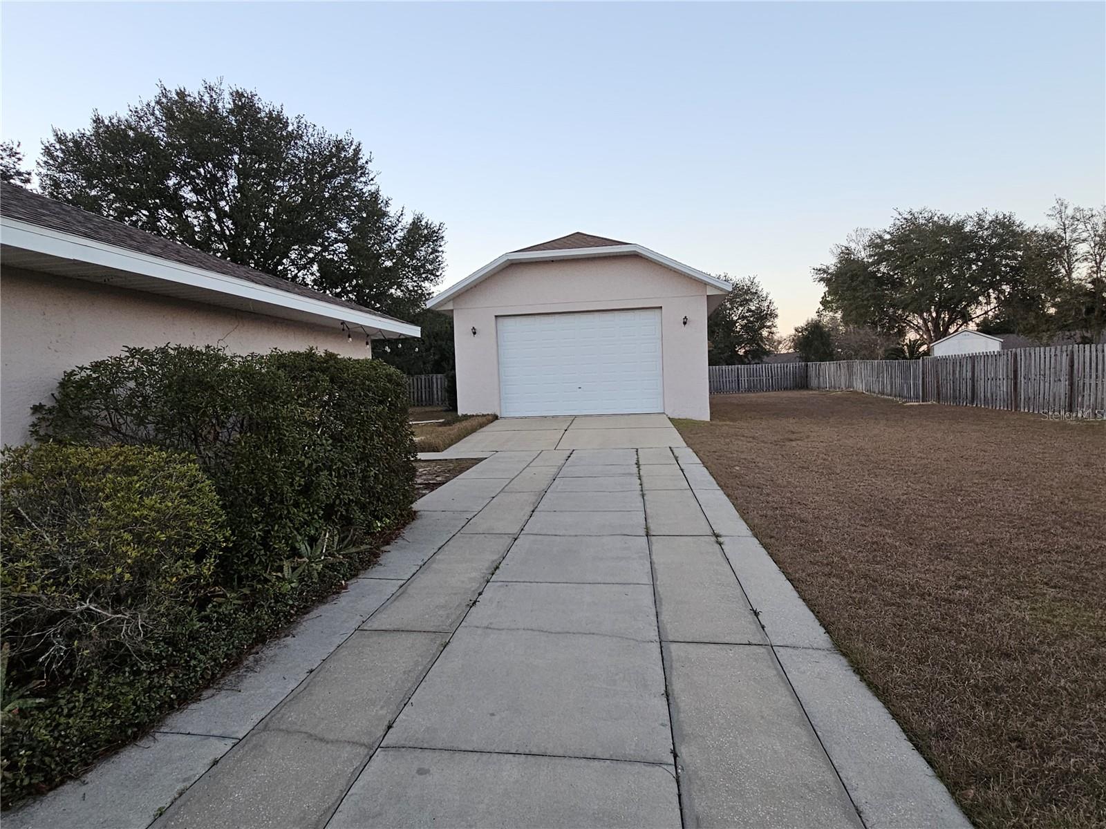 Image 24 of 28 For 5692 62nd Court Road