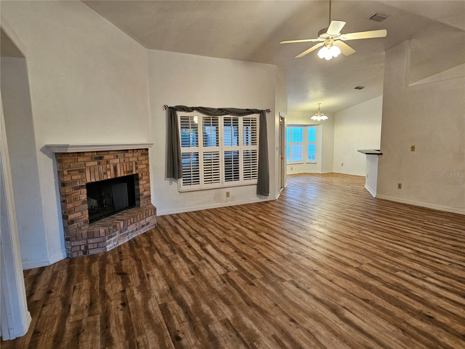 Image 4 of 28 For 5692 62nd Court Road