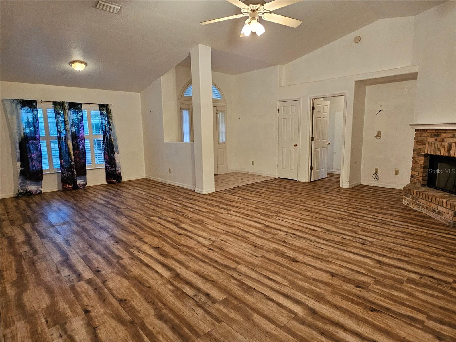 Image 5 of 28 For 5692 62nd Court Road