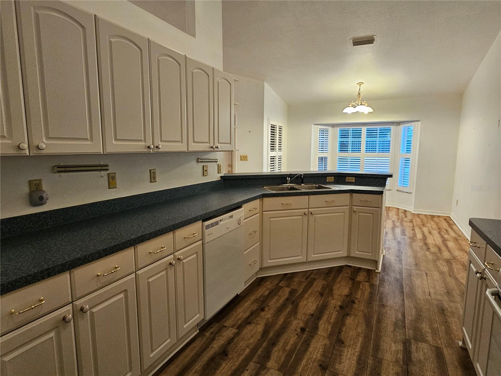 Image 7 of 28 For 5692 62nd Court Road