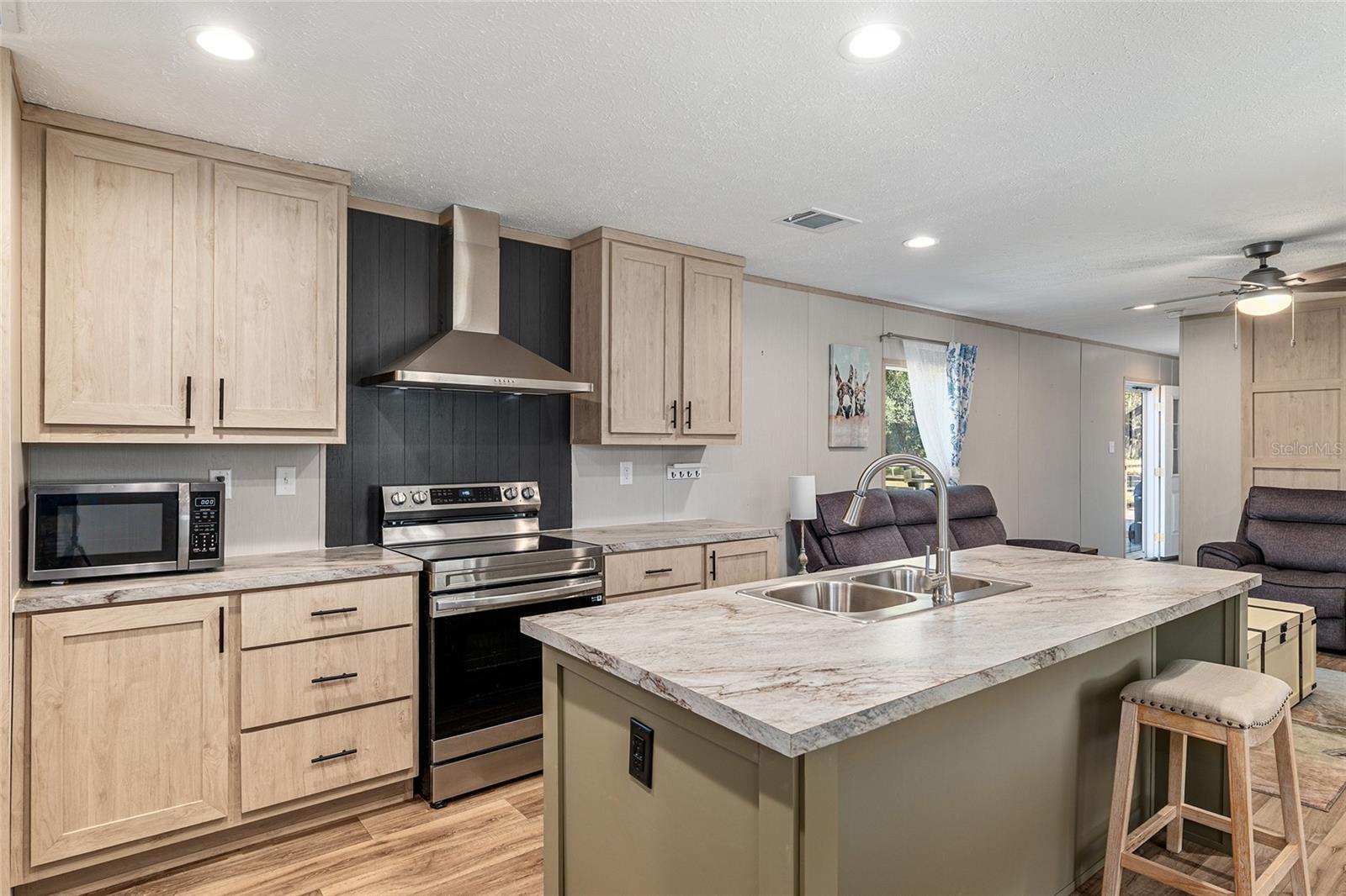 Image 9 of 45 For 14755 180th Street