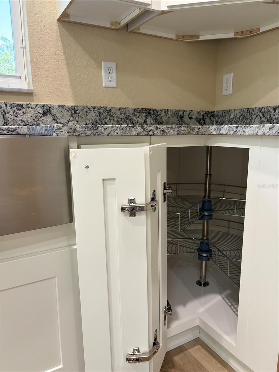 Image 18 of 37 For 9309 Highway 42