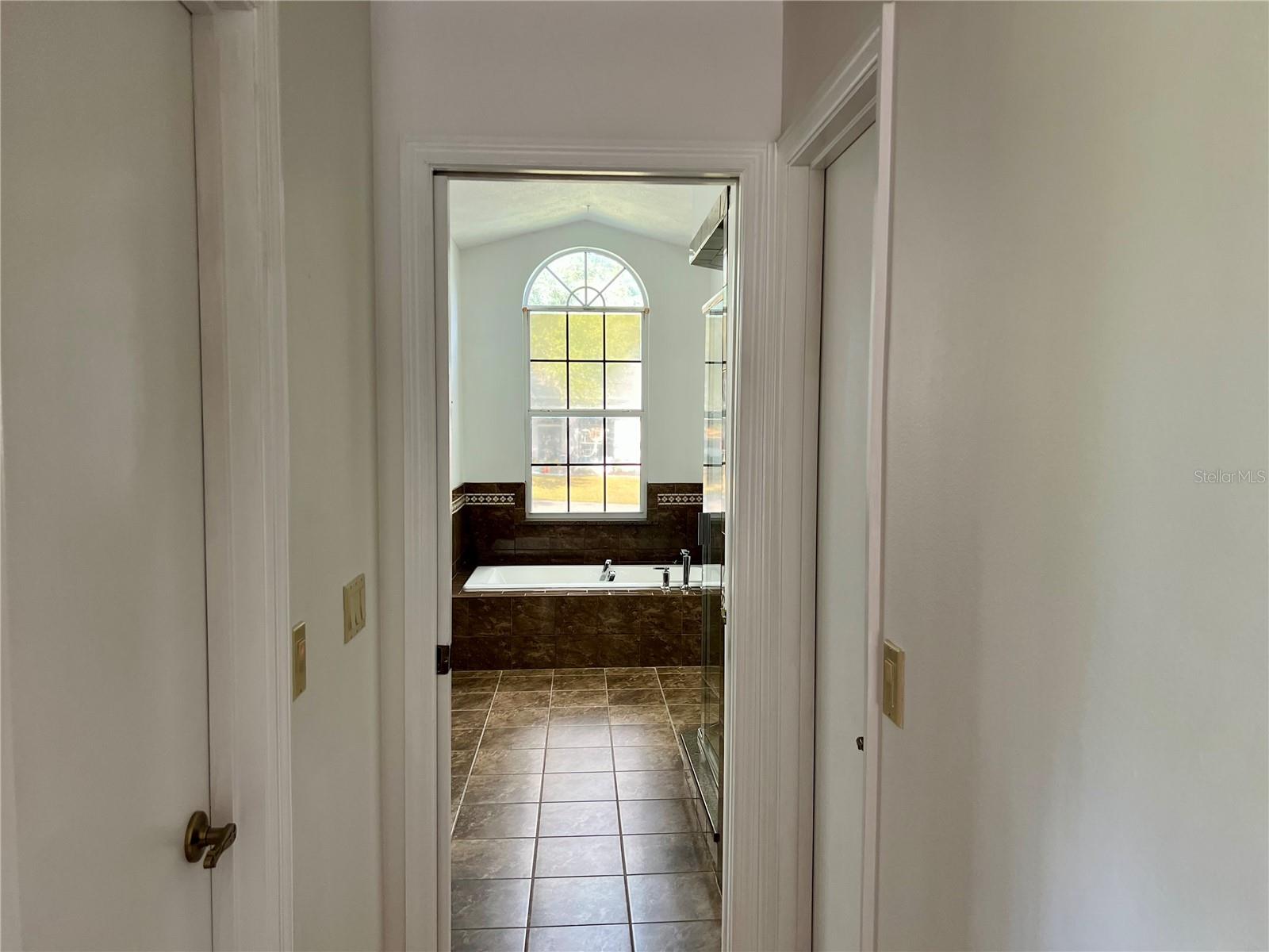 Image 30 of 63 For 19176 93rd Loop