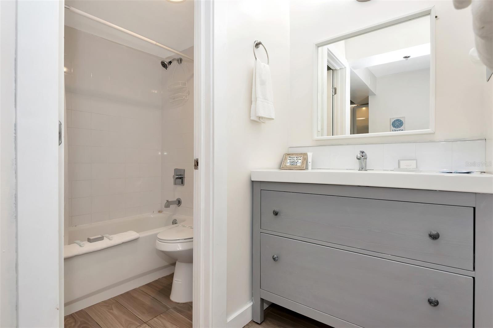 Image 13 of 47 For 313 Atlantic Avenue 320-322