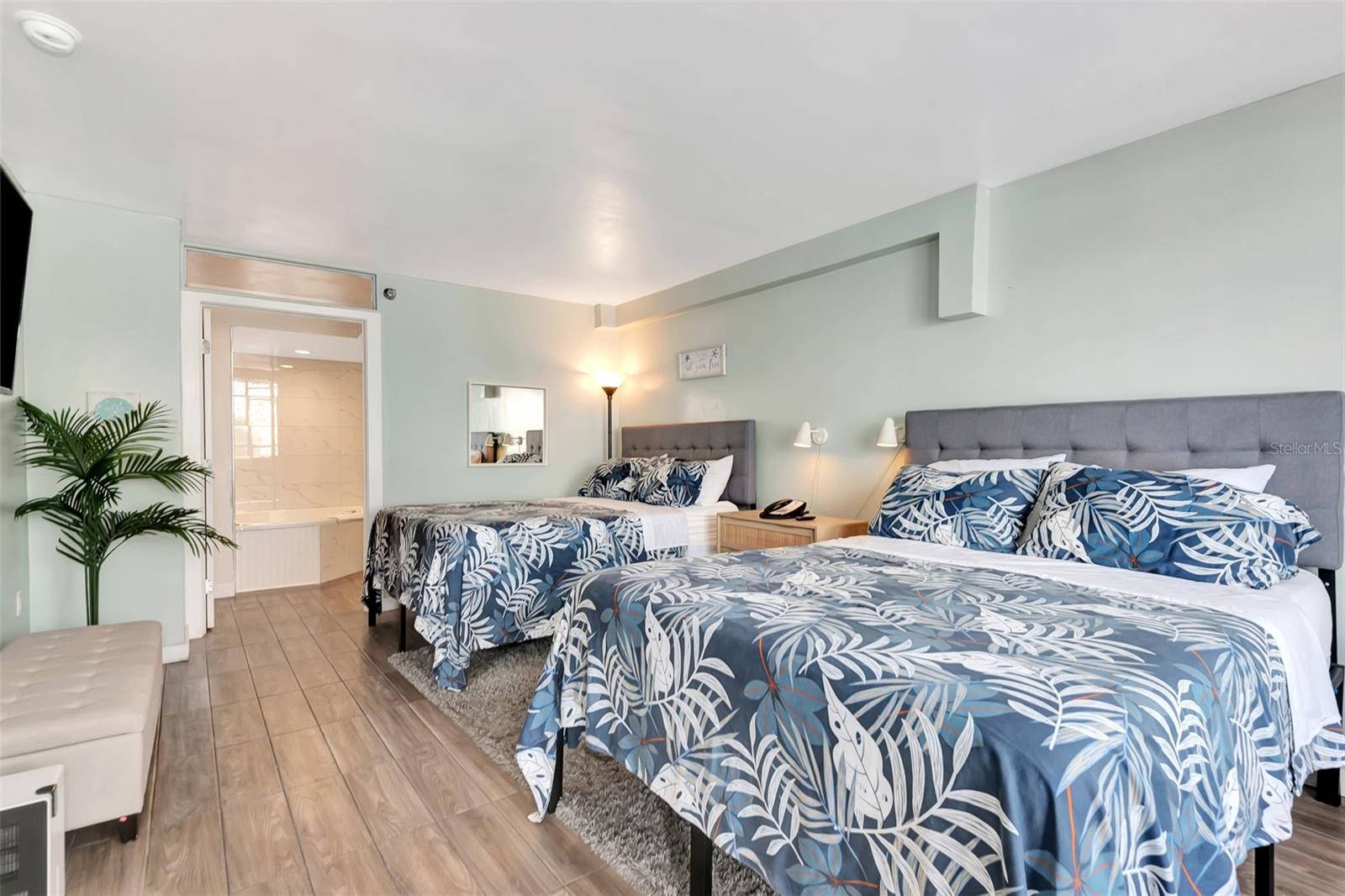 Image 14 of 47 For 313 Atlantic Avenue 320-322