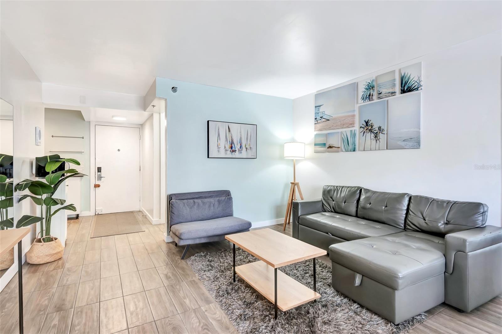 Image 6 of 47 For 313 Atlantic Avenue 320-322