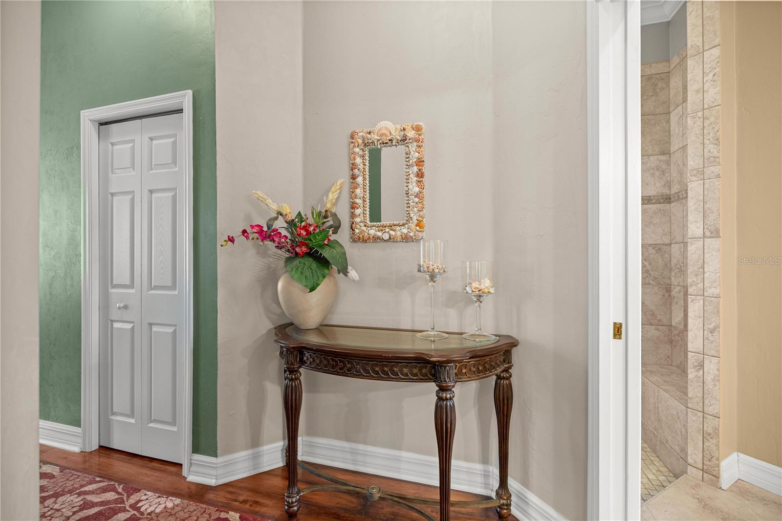 Image 19 of 70 For 6081 Pell Place