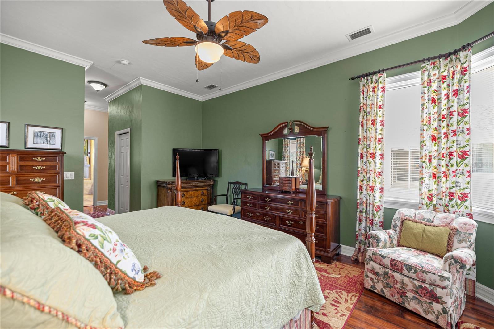 Image 21 of 70 For 6081 Pell Place