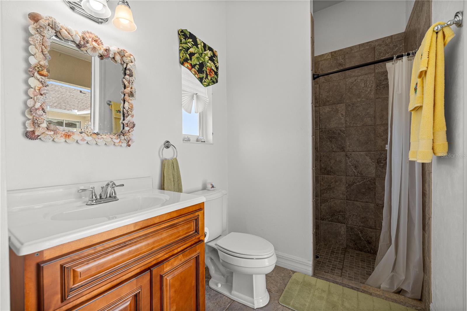 Image 25 of 70 For 6081 Pell Place