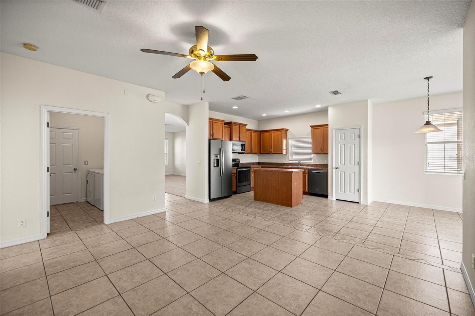 Image 11 of 40 For 6741 64th Terrace