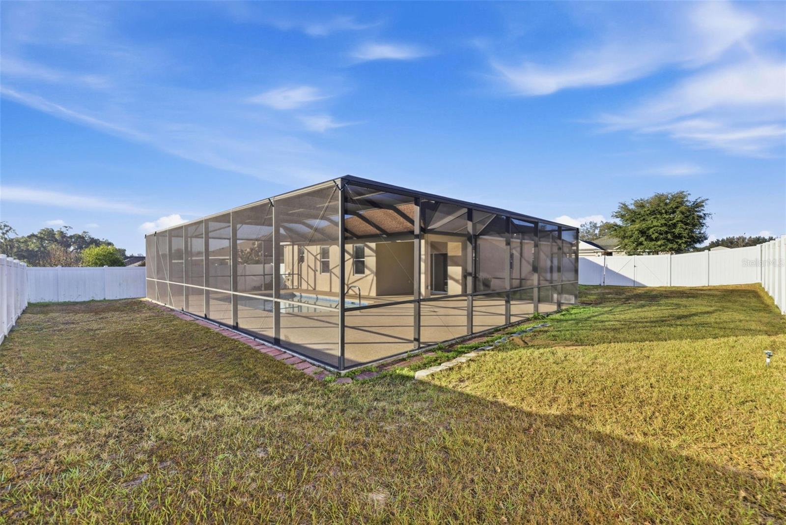 Image 33 of 40 For 6741 64th Terrace