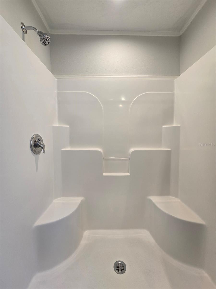 Image 32 of 46 For 919 50th Avenue W