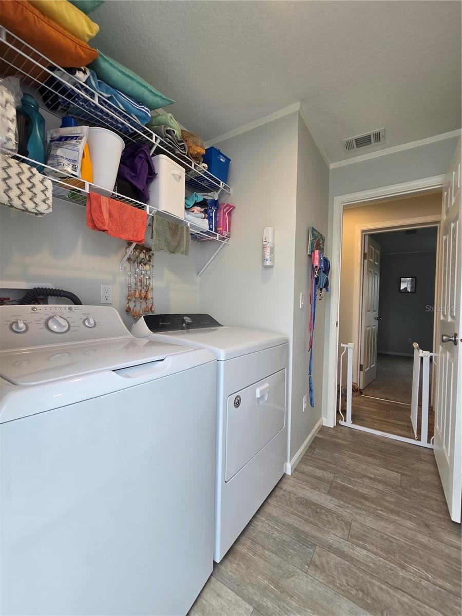 Image 37 of 46 For 919 50th Avenue W