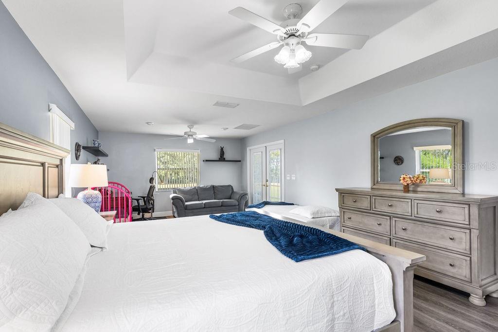 Image 12 of 25 For 10360 48th Avenue