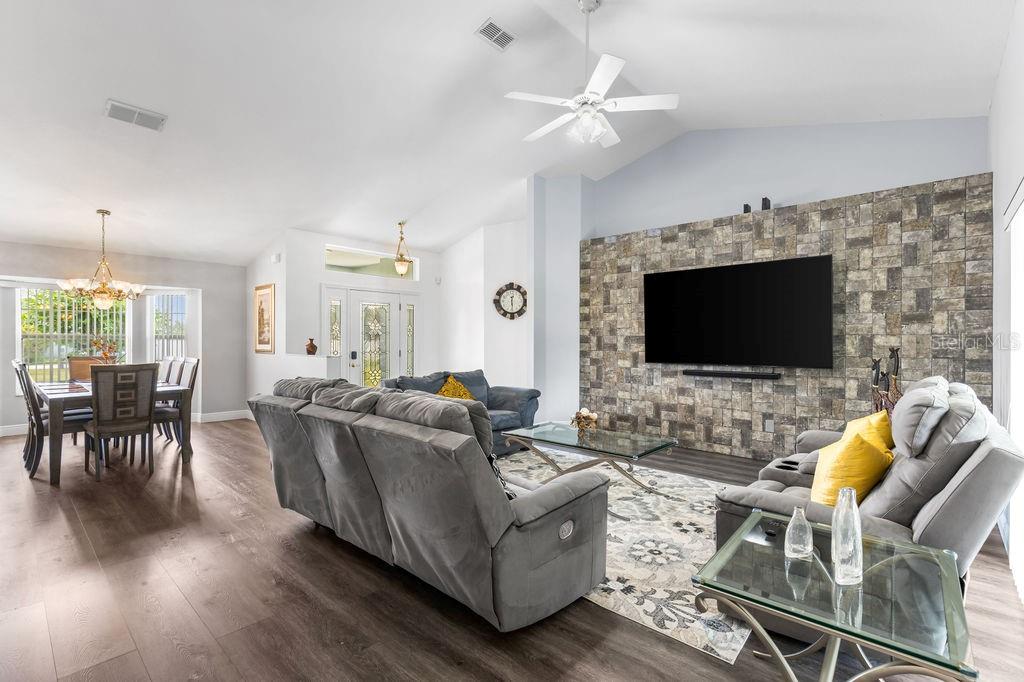 Image 24 of 25 For 10360 48th Avenue