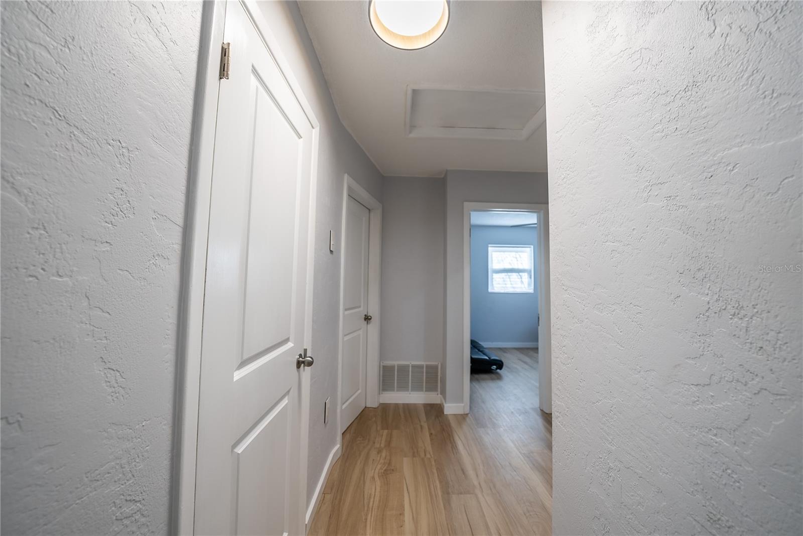 Image 17 of 44 For 831 41st Avenue