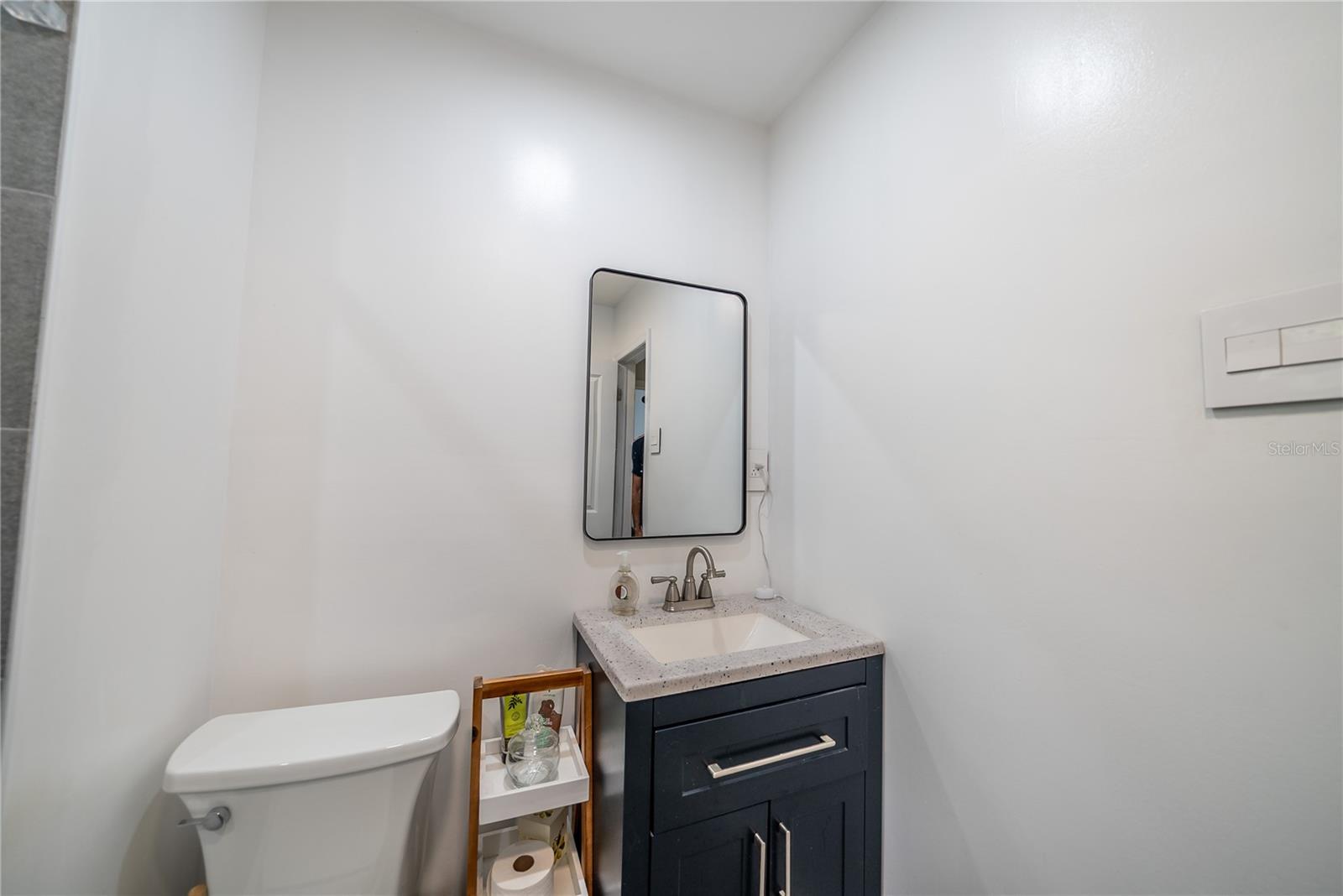 Image 22 of 44 For 831 41st Avenue