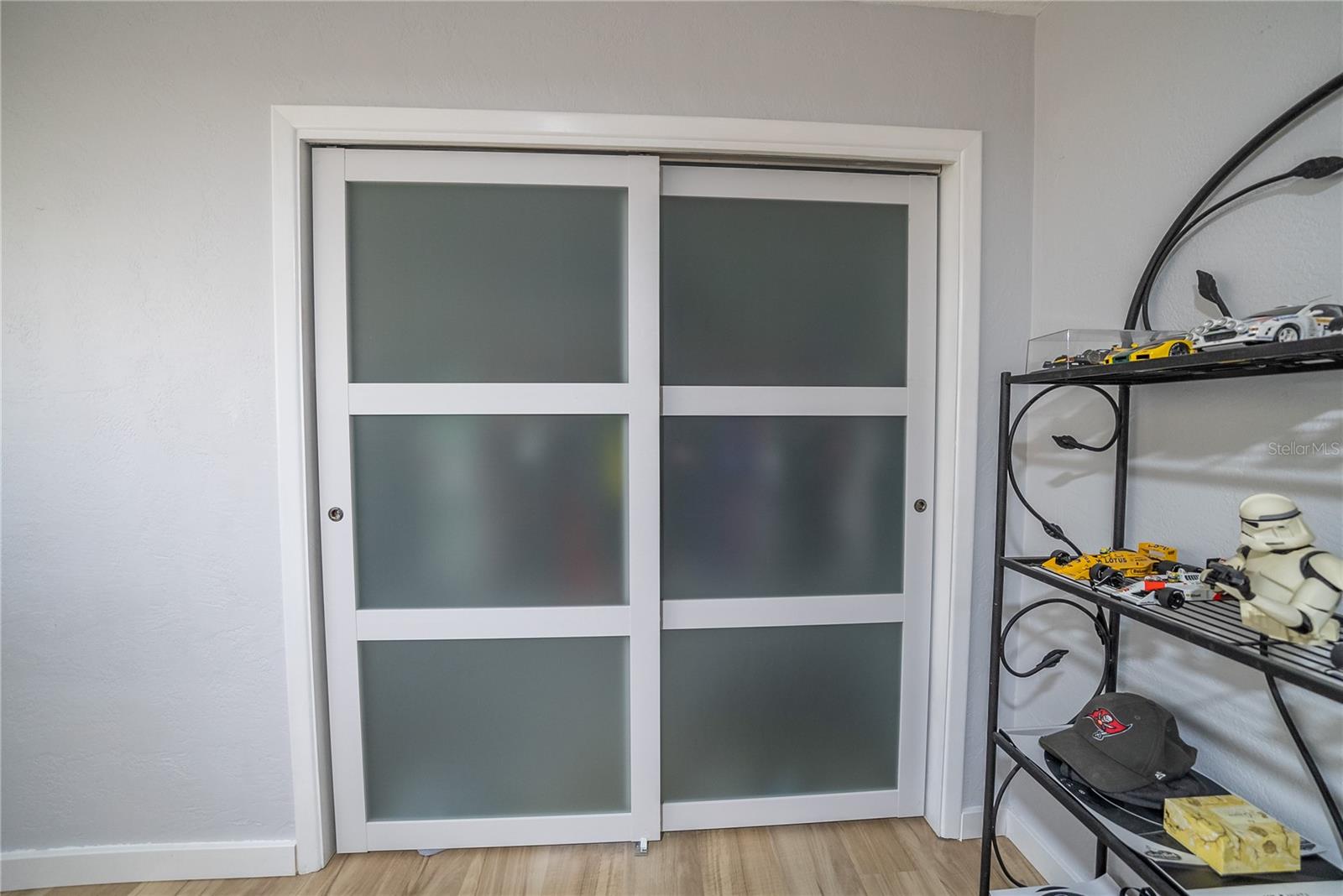 Image 24 of 44 For 831 41st Avenue