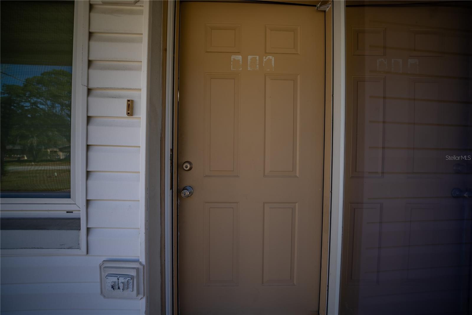 Image 5 of 44 For 831 41st Avenue