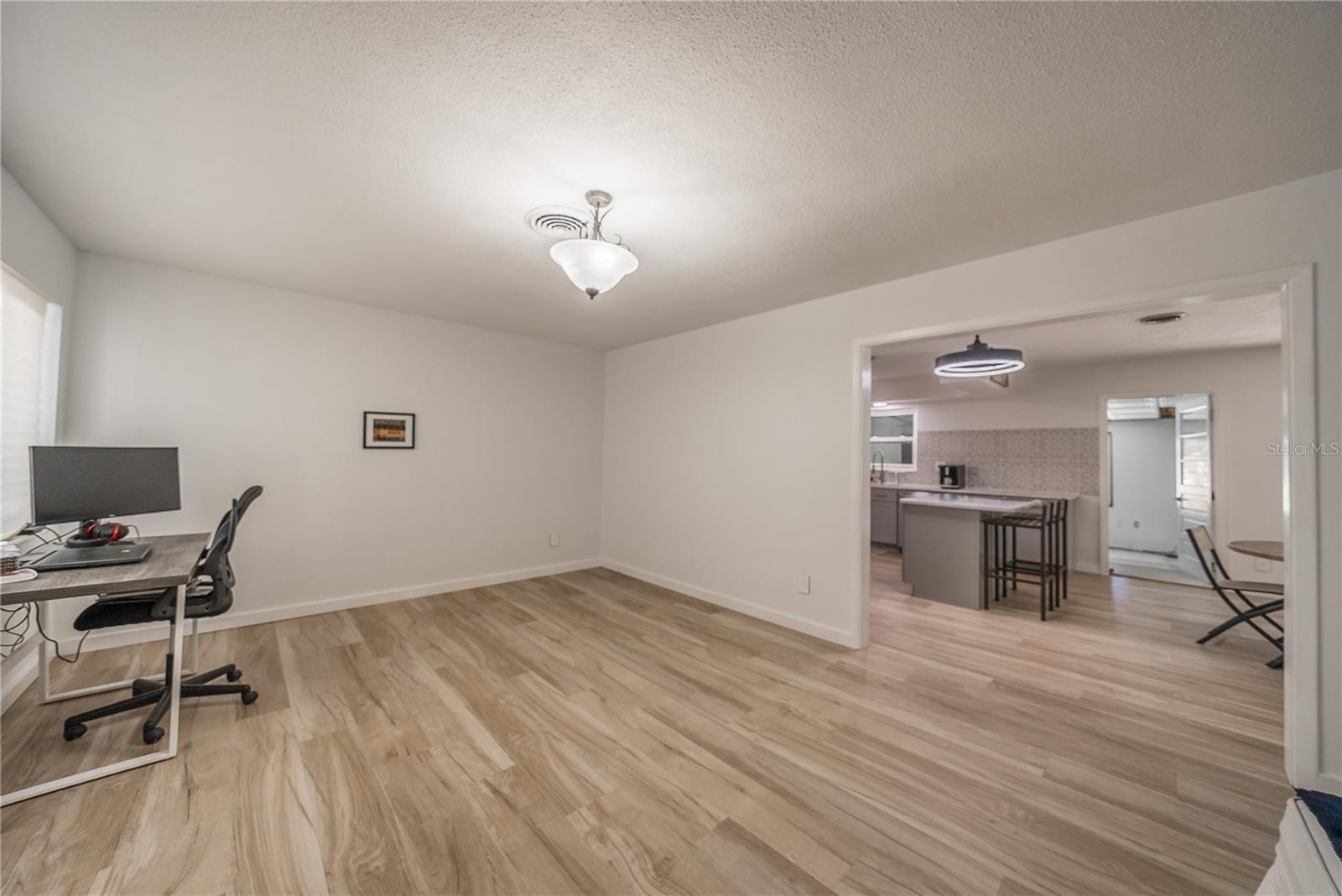 Image 6 of 44 For 831 41st Avenue