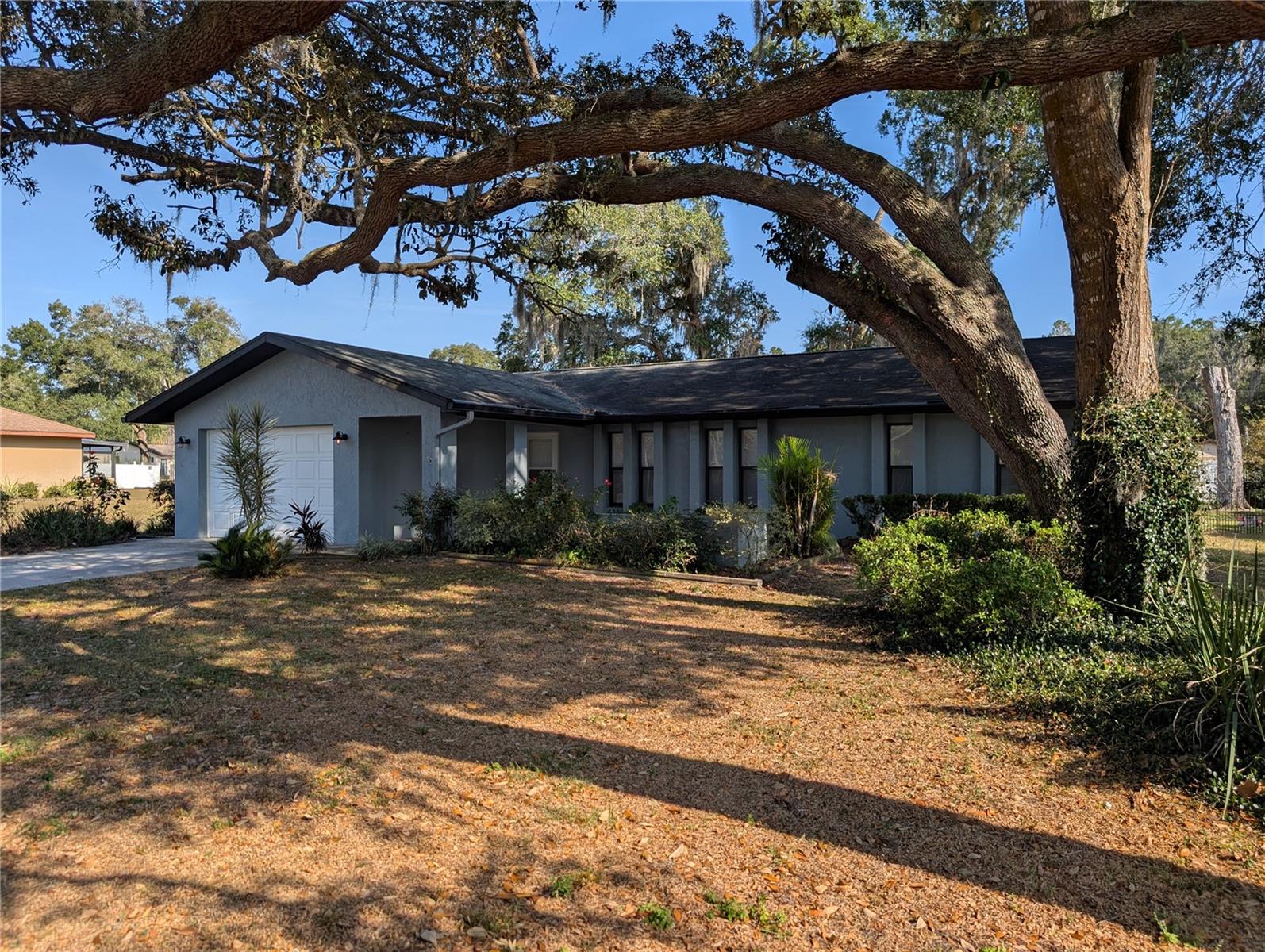 Image 2 of 37 For 2409 Shelly Avenue