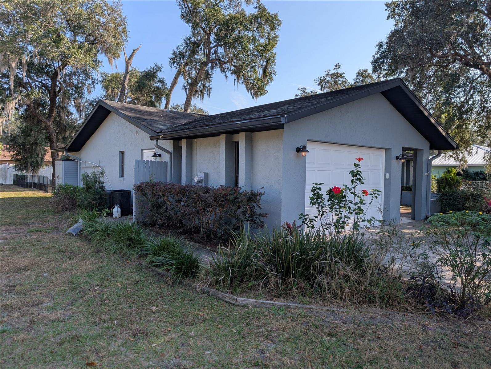 Image 3 of 37 For 2409 Shelly Avenue