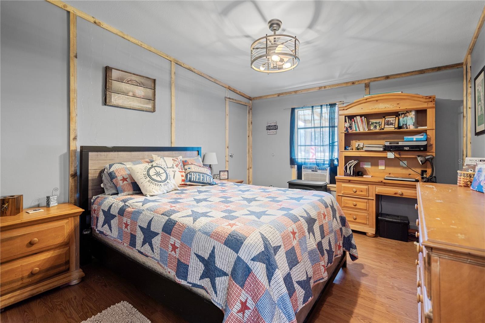 Image 16 of 38 For 7201 132nd Place