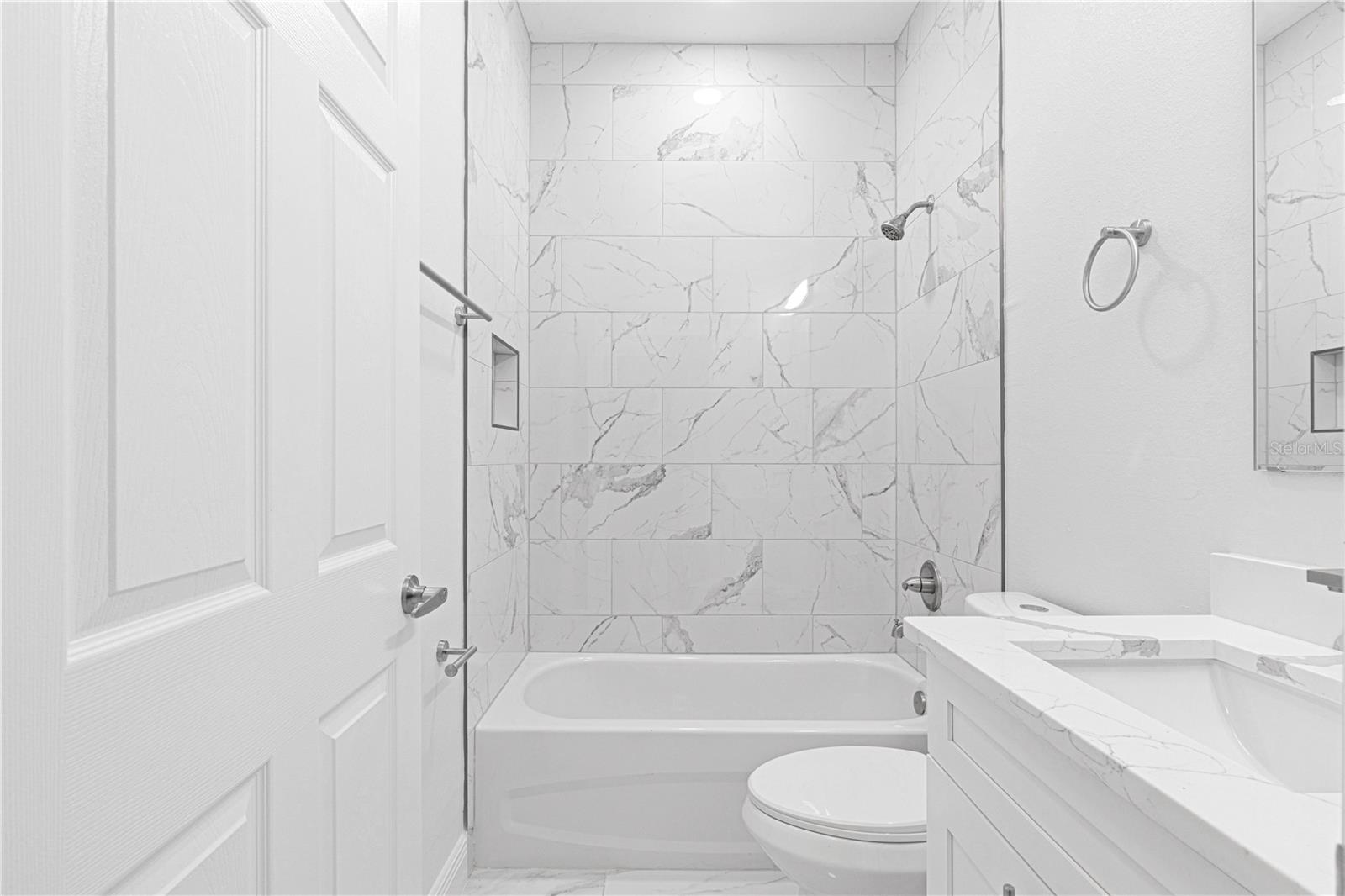 Image 19 of 31 For 15248 61st Court