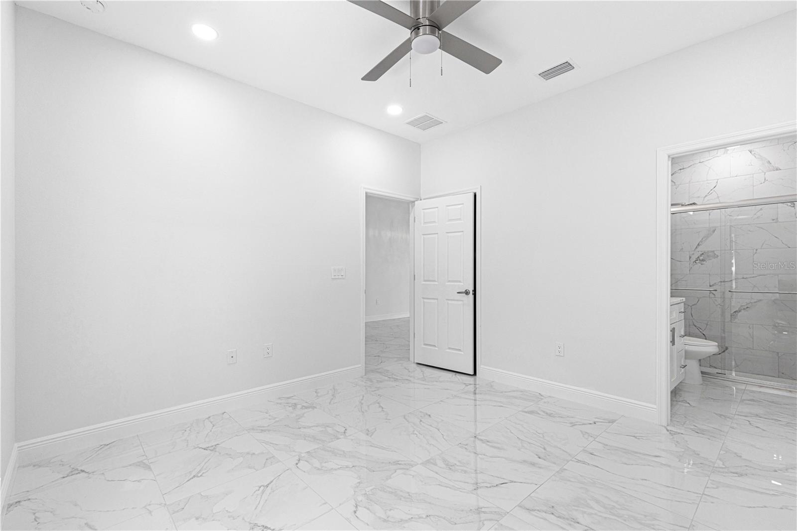 Image 28 of 31 For 15248 61st Court