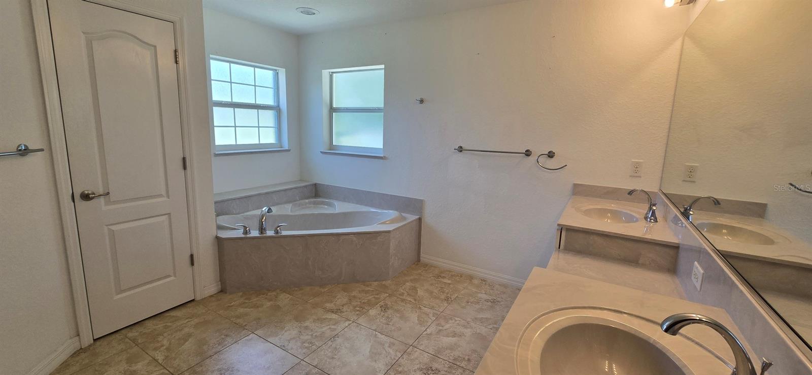 Image 15 of 24 For 5906 172nd Loop