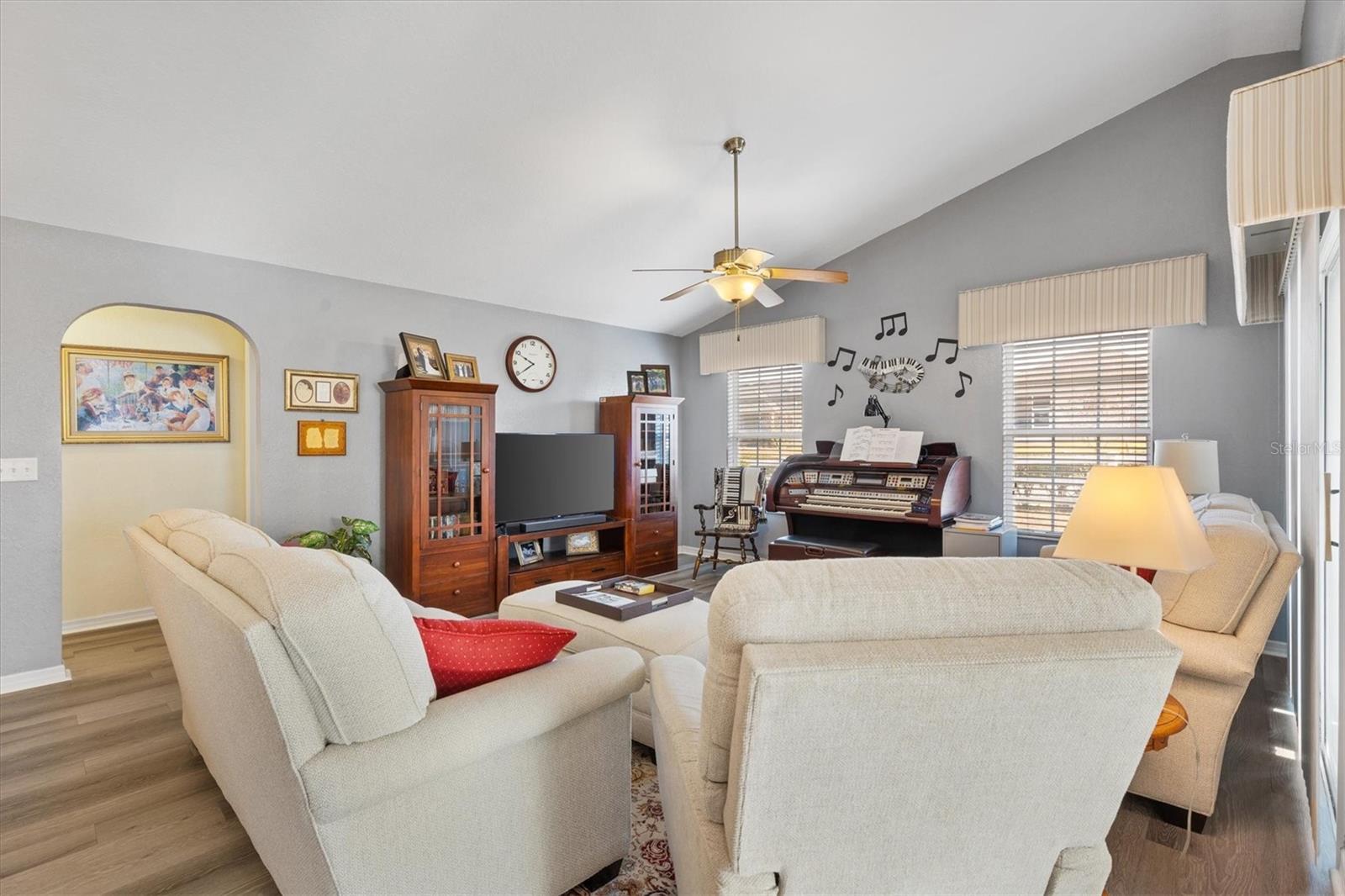 Image 12 of 51 For 11193 173rd Place