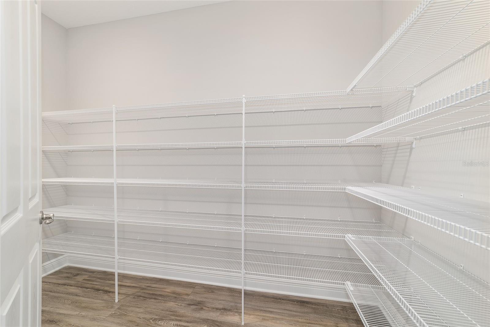 Image 45 of 56 For 10886 101st Loop