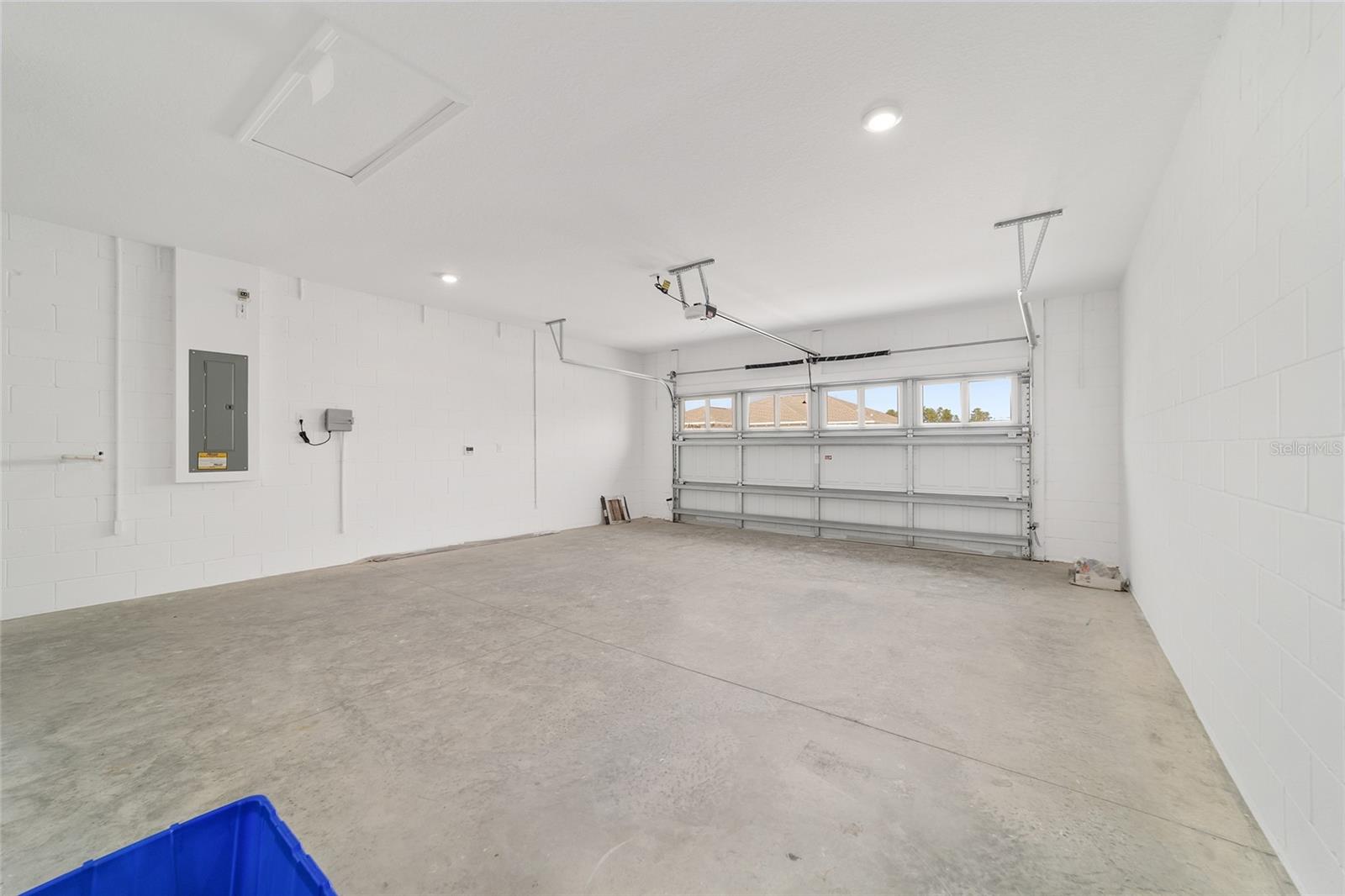 Image 47 of 56 For 10886 101st Loop