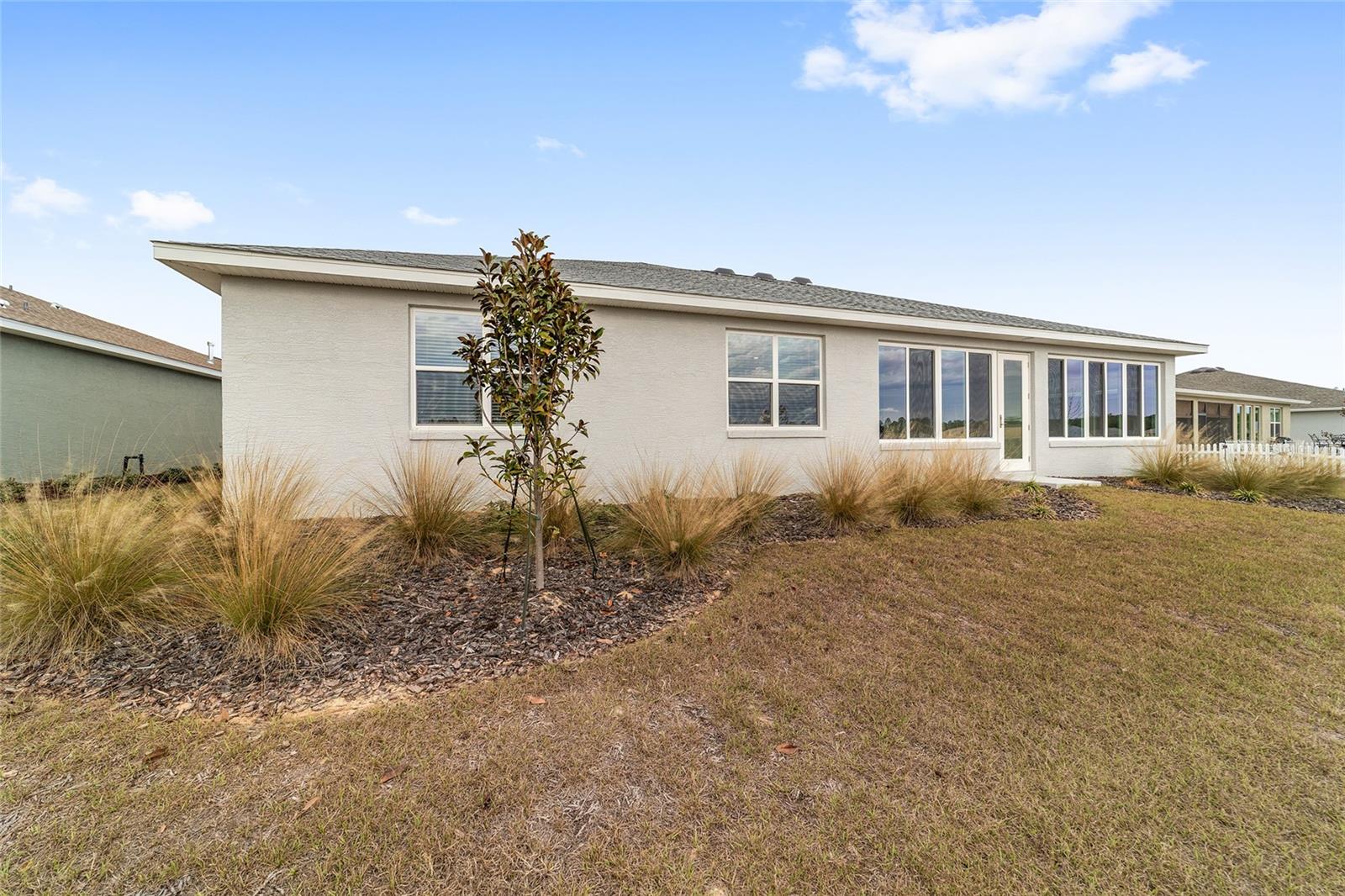 Image 55 of 56 For 10886 101st Loop