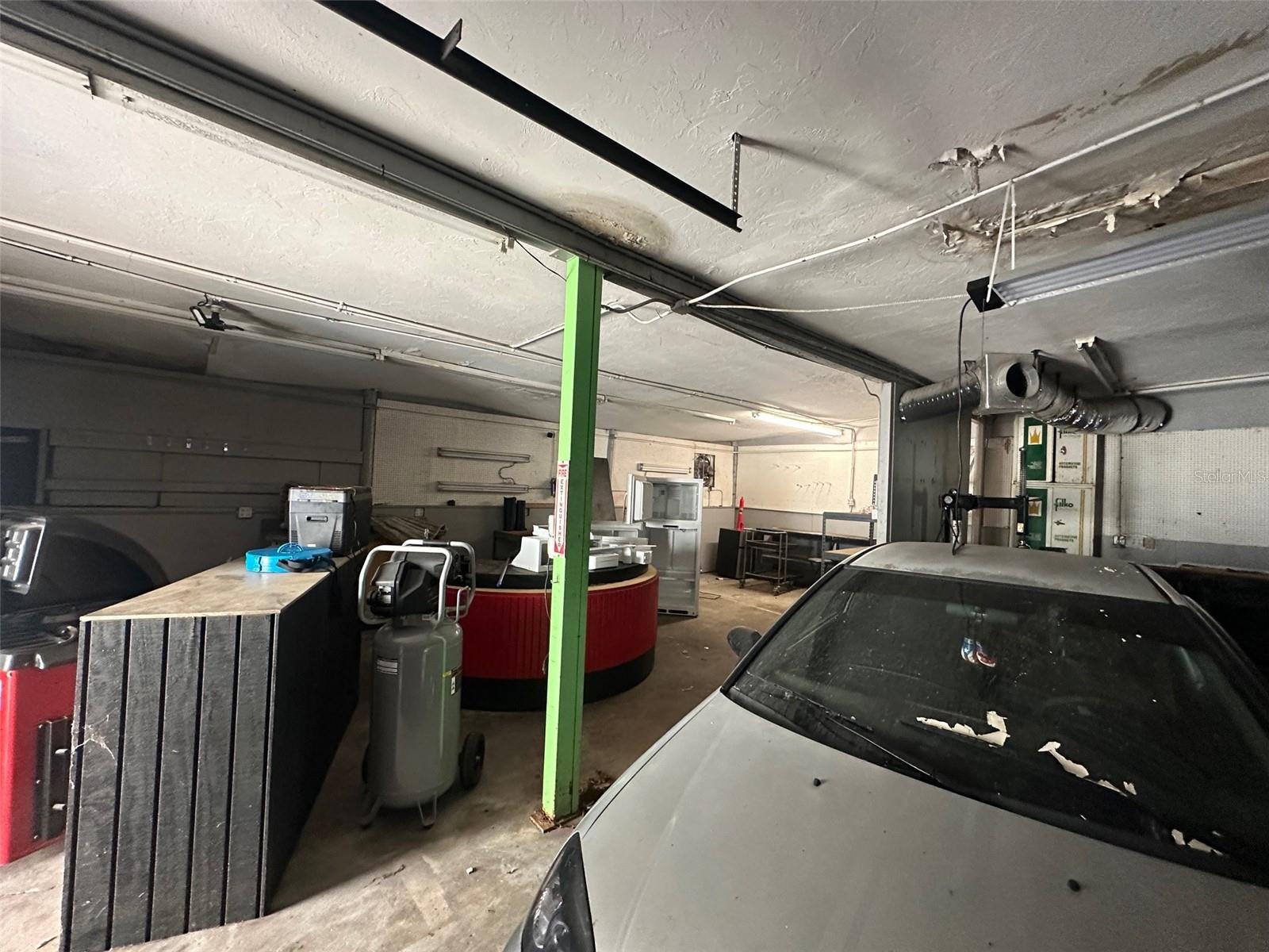 Image 28 of 33 For 7160 7th Street