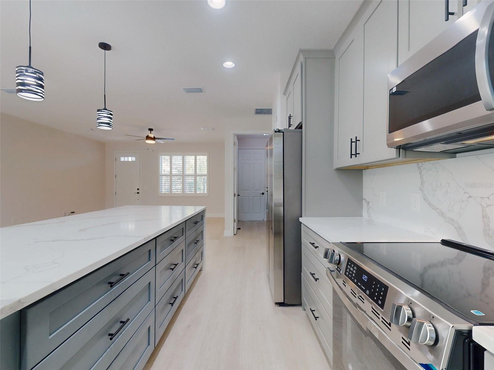 Image 15 of 63 For 13005 62nd Street Road