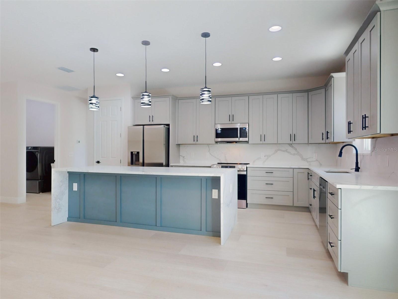 Image 20 of 63 For 13005 62nd Street Road