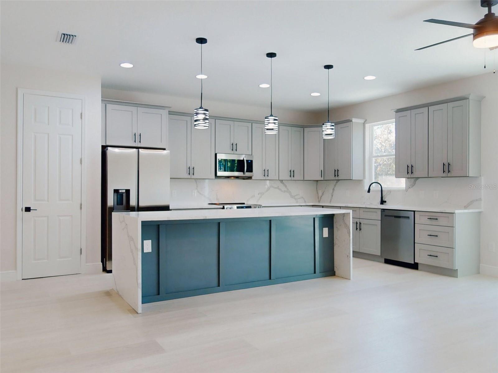 Image 28 of 63 For 13005 62nd Street Road