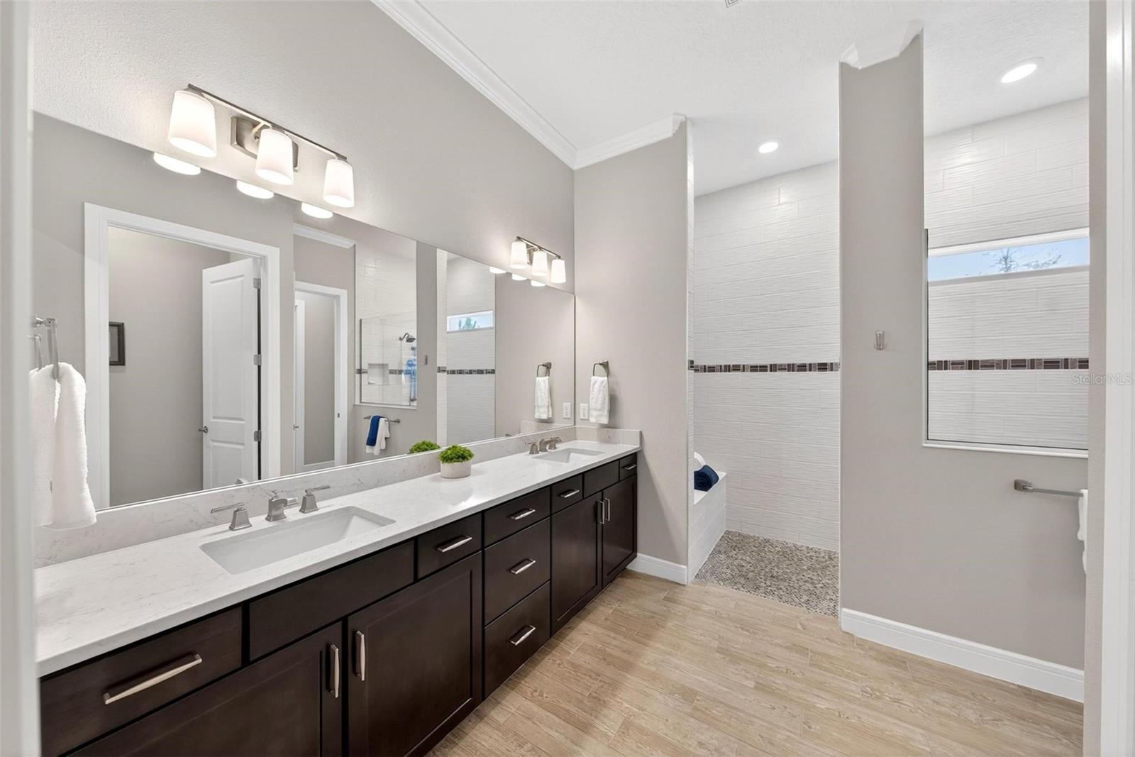 Image 26 of 64 For 5992 90th Court Road