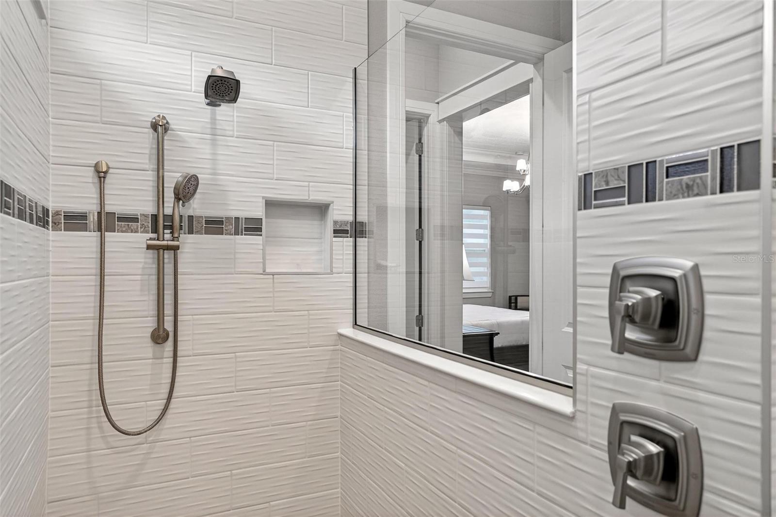 Image 27 of 64 For 5992 90th Court Road