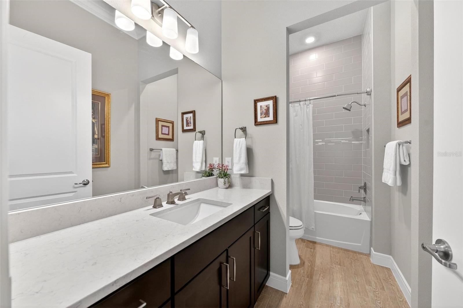 Image 36 of 64 For 5992 90th Court Road