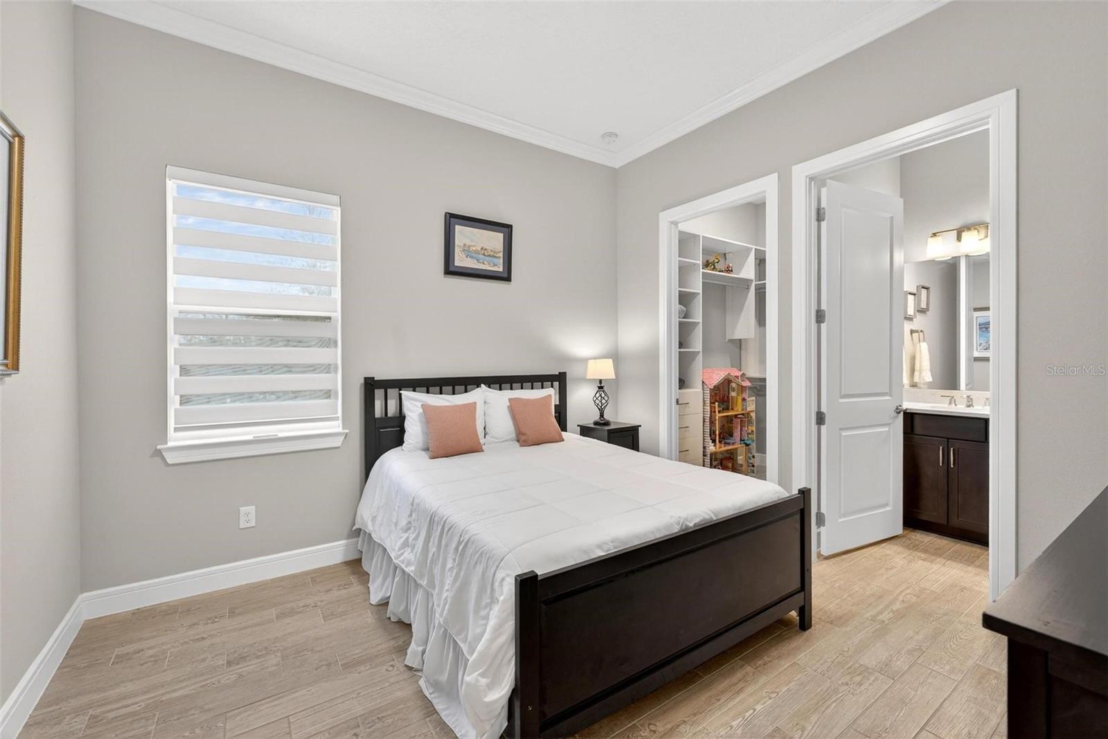 Image 38 of 64 For 5992 90th Court Road