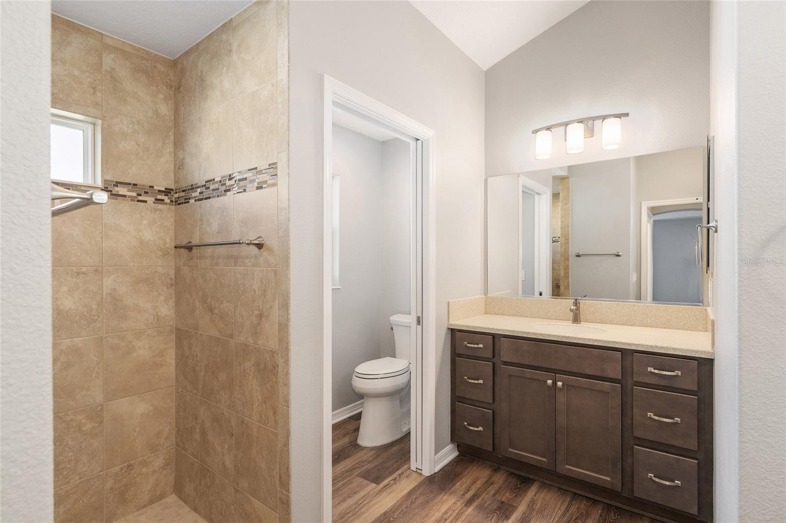 Image 14 of 27 For 11294 Berning Terrace