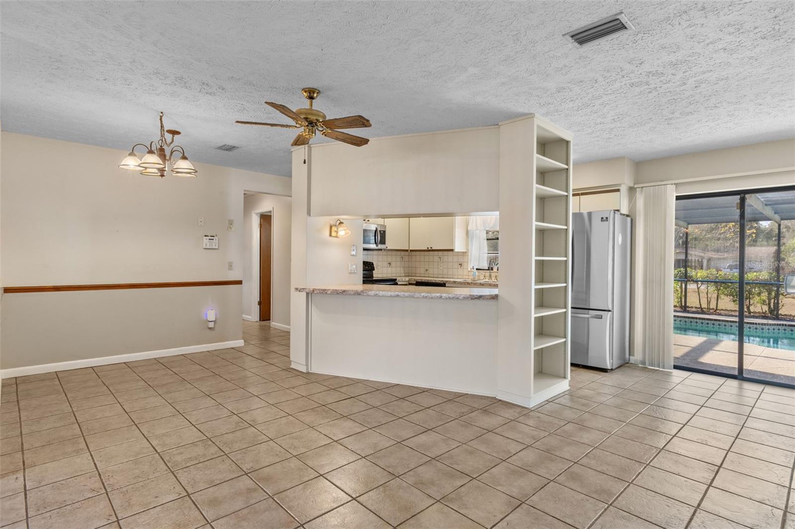 Image 14 of 53 For 5300 Manatee Terrace