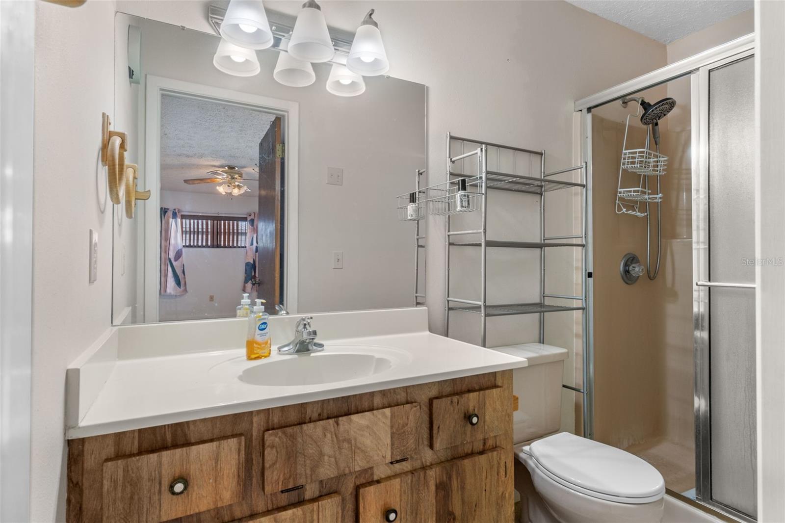 Image 19 of 53 For 5300 Manatee Terrace