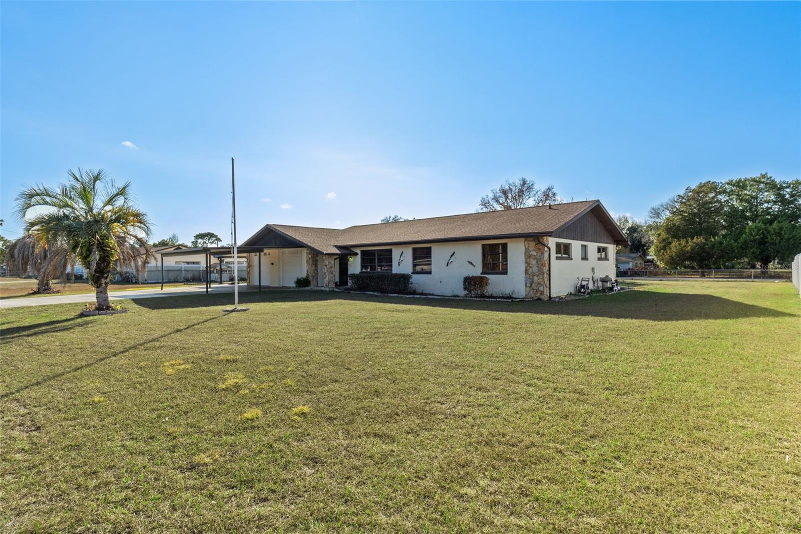 Image 38 of 53 For 5300 Manatee Terrace