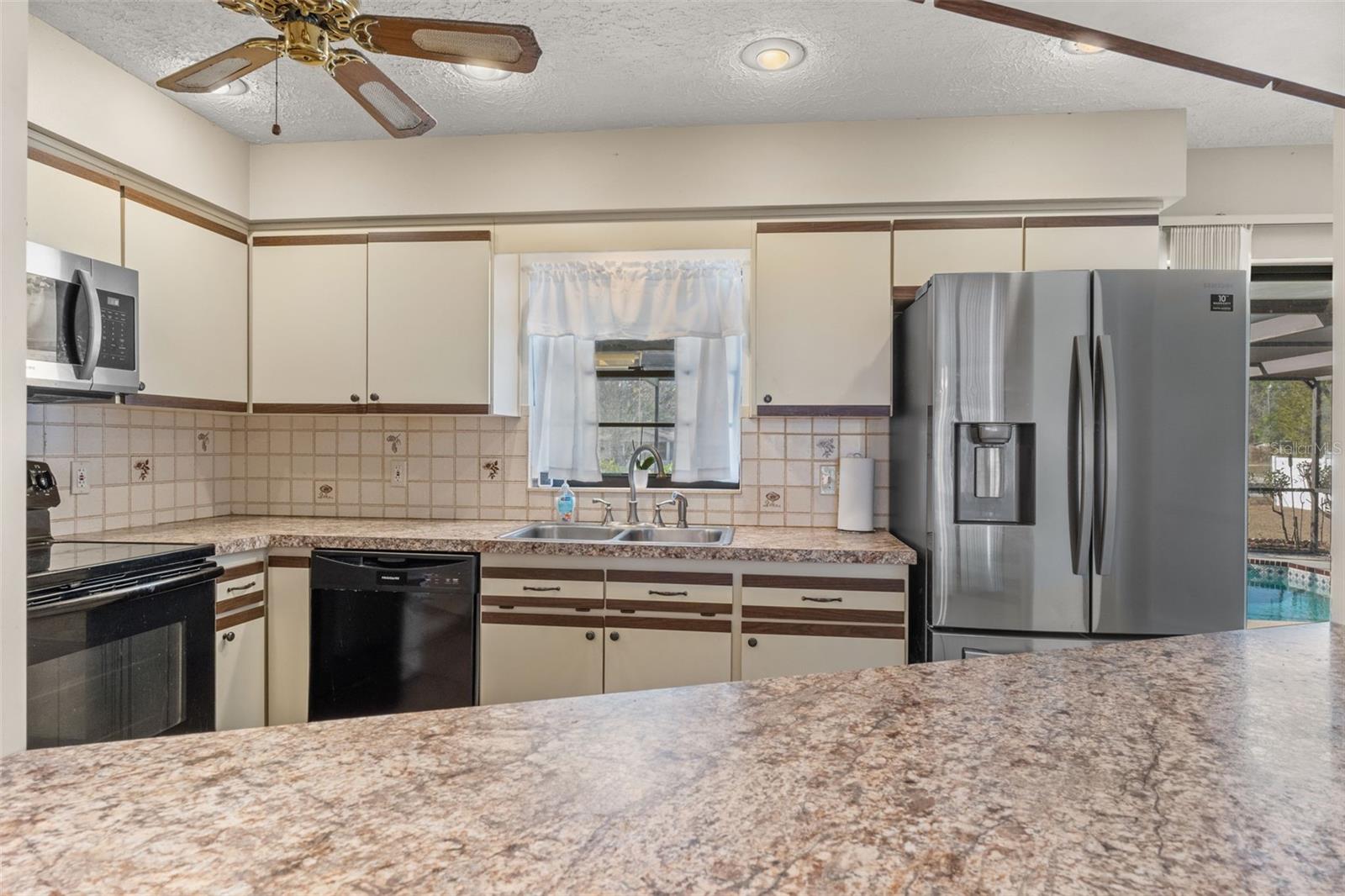 Image 7 of 53 For 5300 Manatee Terrace