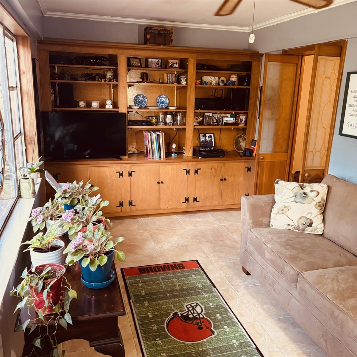 Image 17 of 27 For 8747 93rd Place C