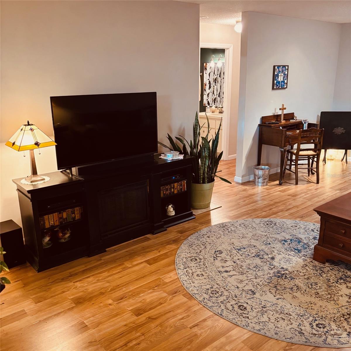 Image 3 of 27 For 8747 93rd Place C